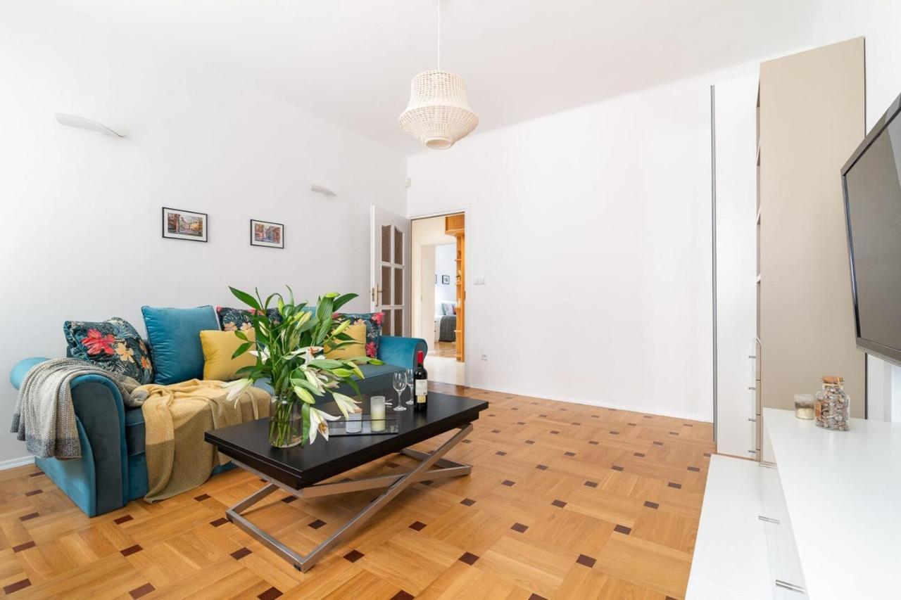 Rent Like Home - Mostowa 11 Varşova Dış mekan fotoğraf